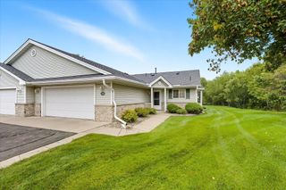 766 Sterling Court, Mahtomedi, MN 55115