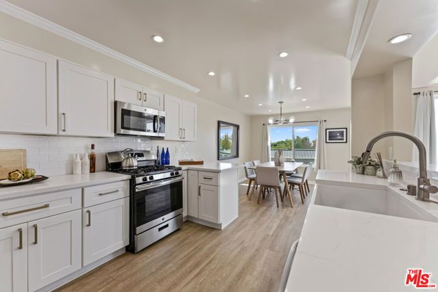 2677 Centinela Avenue 402, Santa Monica, CA 90405