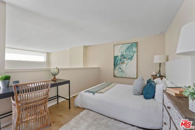 2677 Centinela Avenue 402, Santa Monica, CA 90405