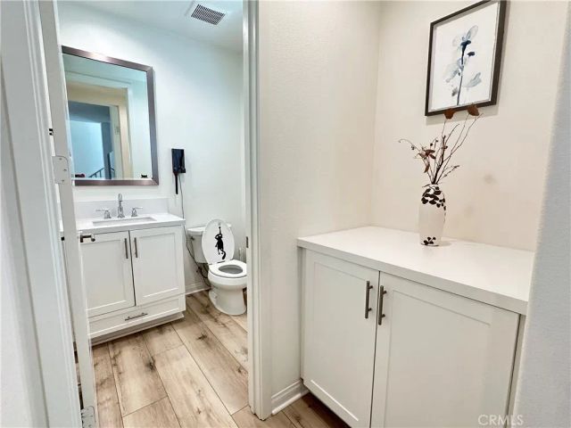 35 Hideaway, Mission Viejo, CA 92692