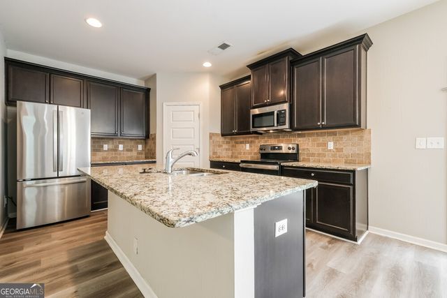 3992 Tyne Court, College Park, GA 30349