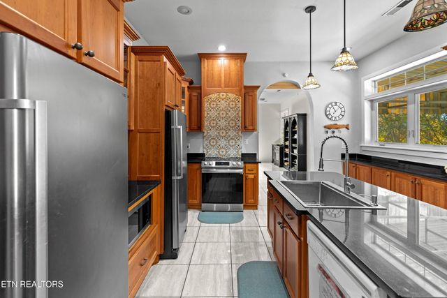 6600 FISH HATCHERY ROAD, Russellville, TN 37860