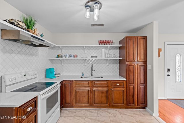 6600 FISH HATCHERY ROAD, Russellville, TN 37860