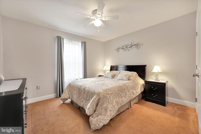 413 SUNRISE DR, Fredericksburg, PA 17026