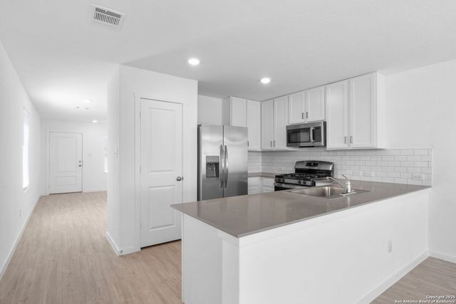 8523 Astral Place, San Antonio, TX 78252