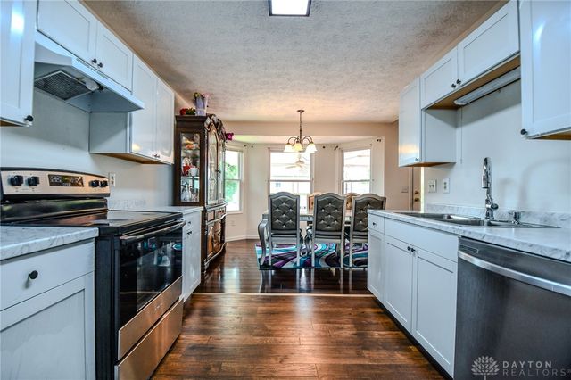1584 Farrington Drive, Kettering, OH 45420