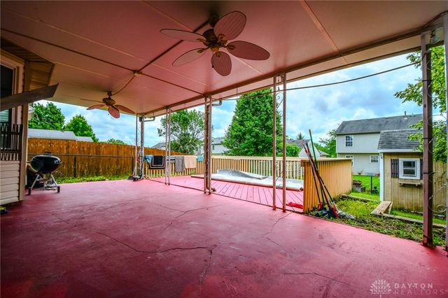 1584 Farrington Drive, Kettering, OH 45420