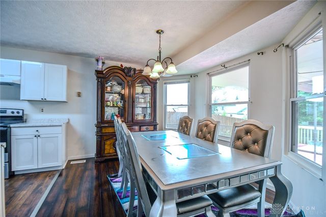 1584 Farrington Drive, Kettering, OH 45420