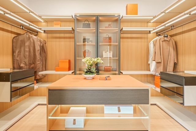 12 Robin Rd, Weston, MA 02493