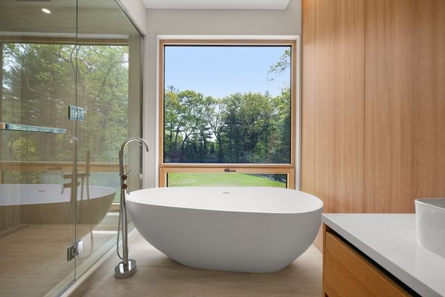 12 Robin Rd, Weston, MA 02493