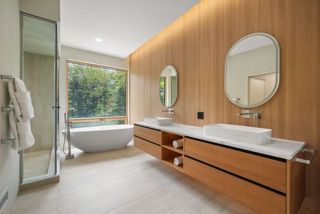 12 Robin Rd, Weston, MA 02493