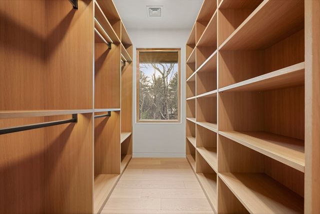 12 Robin Rd, Weston, MA 02493