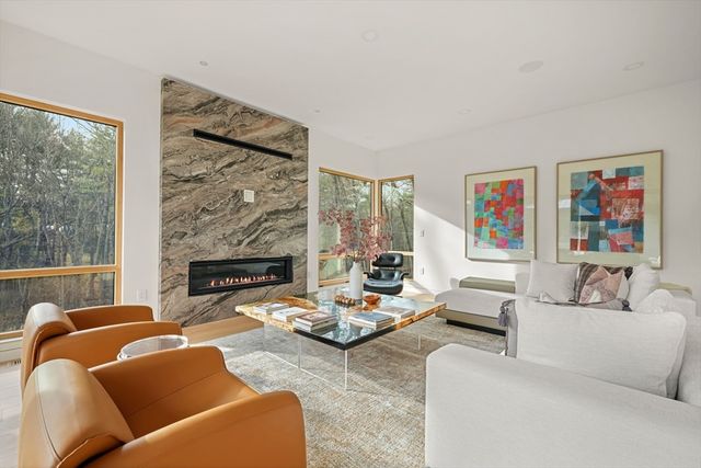 12 Robin Rd, Weston, MA 02493