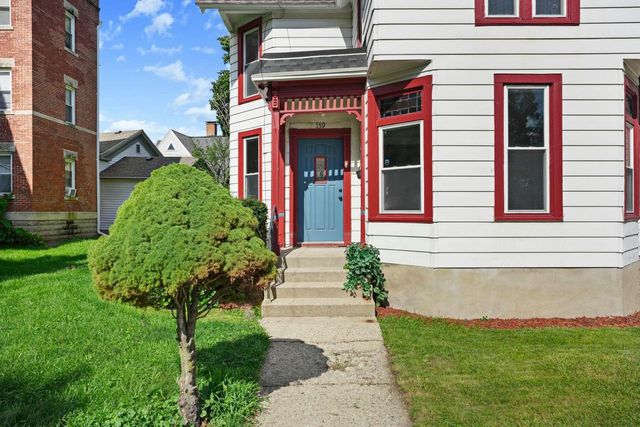 159 S High Street, Janesville, WI 53548