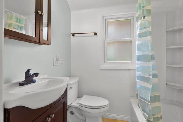159 S High Street, Janesville, WI 53548