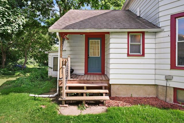159 S High Street, Janesville, WI 53548