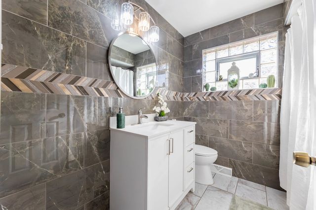 14524 S Campbell Avenue, Posen, IL 60469