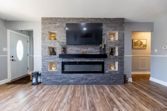 14524 S Campbell Avenue, Posen, IL 60469