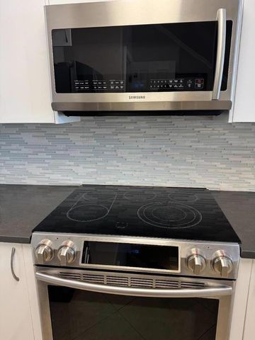 356 Everson Drive, Santa Cruz, CA 95060