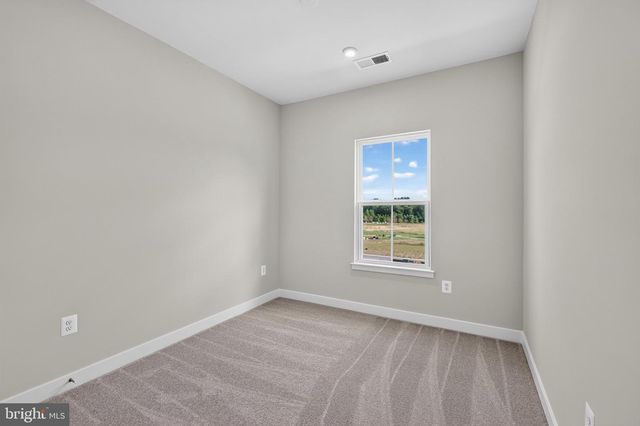 8116 INDEPENDENCE DR, Spotsylvania, VA 22553