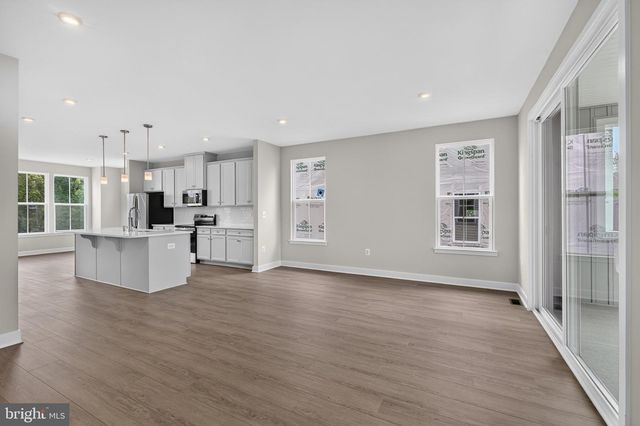 8116 INDEPENDENCE DR, Spotsylvania, VA 22553