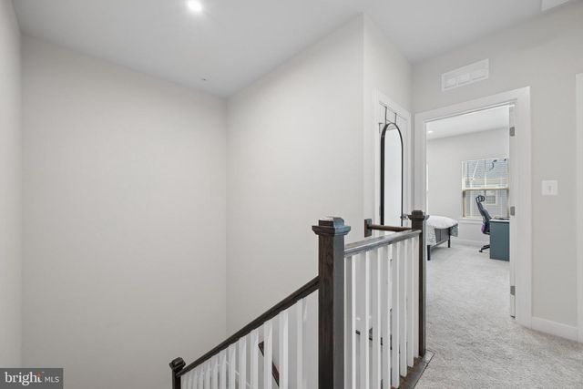 42587 PITLOCHRY DR, Sterling, VA 20166