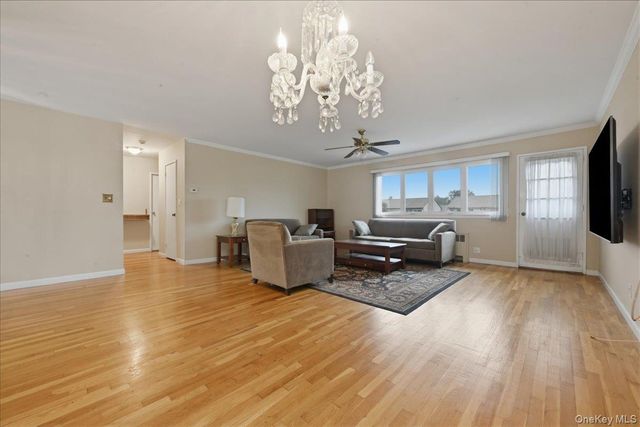 48 E 1st Street, Freeport, NY 11520