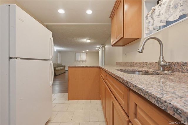 48 E 1st Street, Freeport, NY 11520
