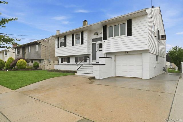 48 E 1st Street, Freeport, NY 11520
