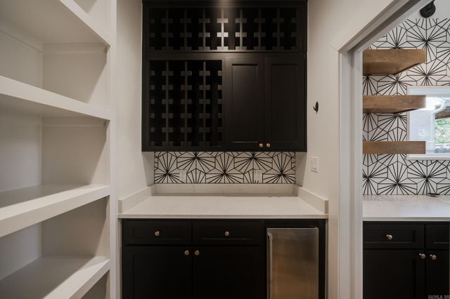 1640 Poteete Drive, Conway, AR 72034