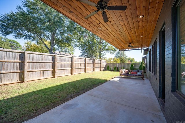 1640 Poteete Drive, Conway, AR 72034