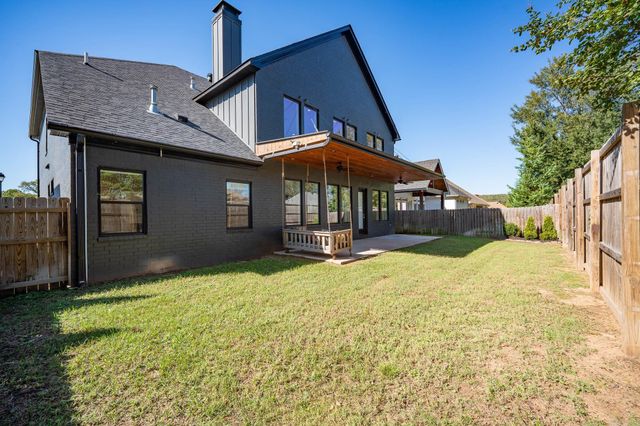 1640 Poteete Drive, Conway, AR 72034