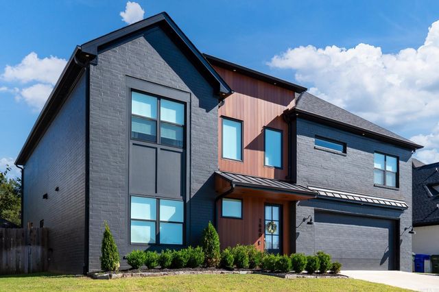 1640 Poteete Drive, Conway, AR 72034