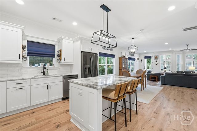 806 E 35th Street, Savannah, GA 31401