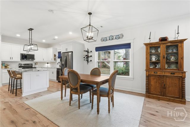 806 E 35th Street, Savannah, GA 31401