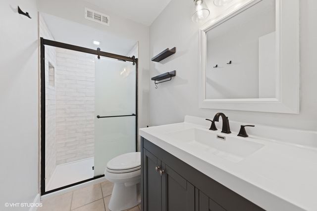 7532 Sheridan Drive, Willowbrook, IL 60527