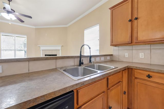 7002 Casita Drive, Magnolia, TX 77354