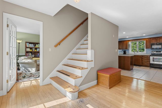 17 Stanley Pond Drive, Rochester, NH 03839
