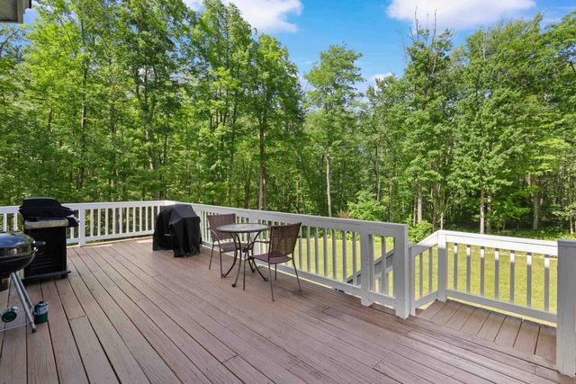 17 Stanley Pond Drive, Rochester, NH 03839