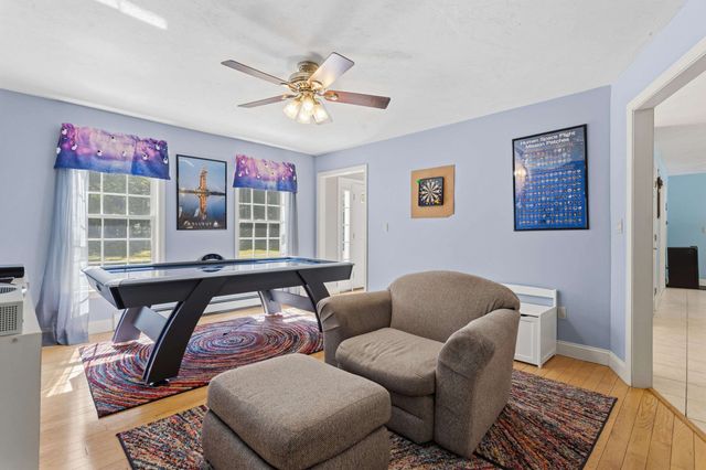 17 Stanley Pond Drive, Rochester, NH 03839