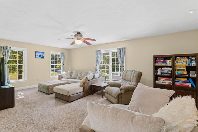 17 Stanley Pond Drive, Rochester, NH 03839