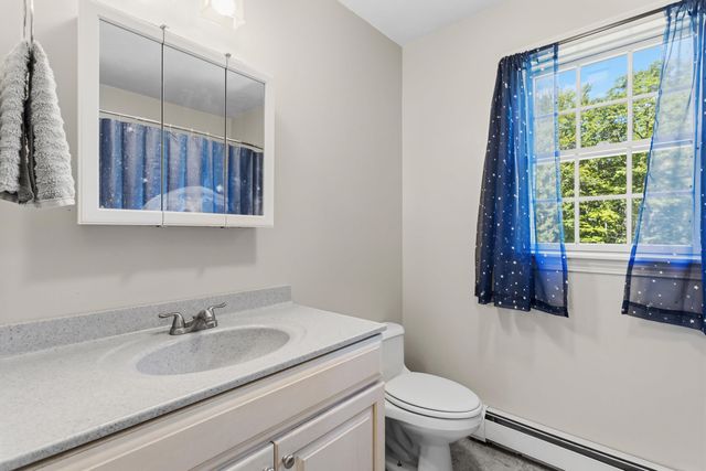 17 Stanley Pond Drive, Rochester, NH 03839