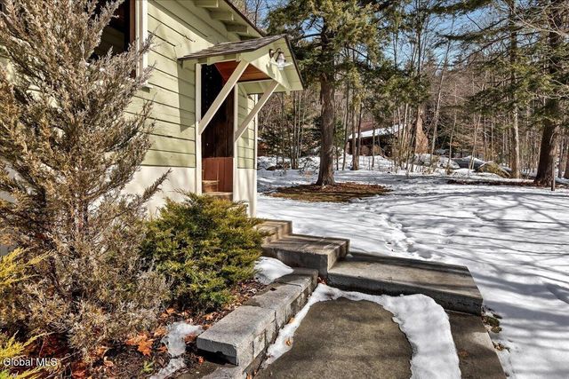 2876 Rt 9, Lake George, NY 12845