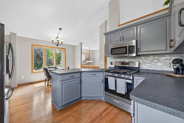 5440 141st Court N, Hugo, MN 55038