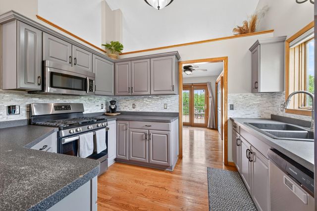 5440 141st Court N, Hugo, MN 55038