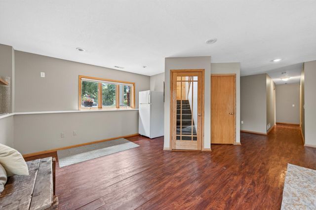 5440 141st Court N, Hugo, MN 55038