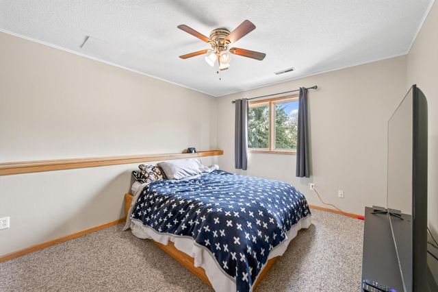 5440 141st Court N, Hugo, MN 55038