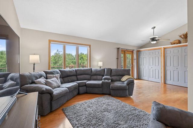 5440 141st Court N, Hugo, MN 55038