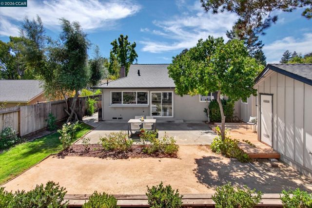 1572 Fieldcrest Dr, Pleasant Hill, CA 94523