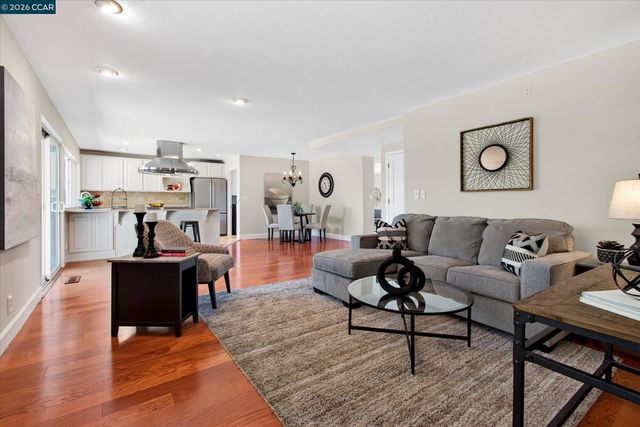 1572 Fieldcrest Dr, Pleasant Hill, CA 94523